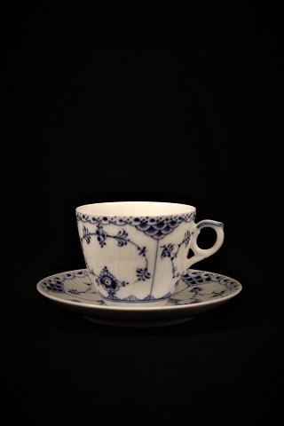 Royal Copenhagen Blue Fluted Half Lace Coffee Cup.
1/719.