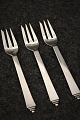 Georg Jensen "Pyramid" silver cutlery - sterling silver / cake fork, length: 
14cm.