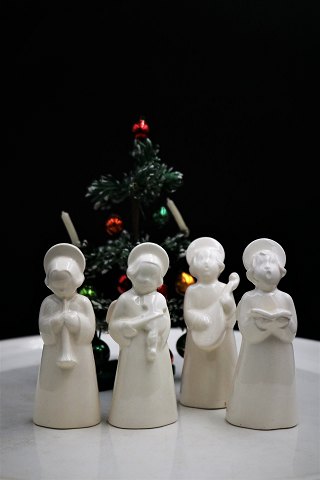 Aluminia , juleorkester med små engle i hvid fajance...