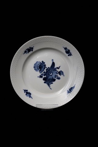 Royal Copenhagen Blue Flower Braided dinner plate. Dia:25,5cm.
RC# 10/8097. ...