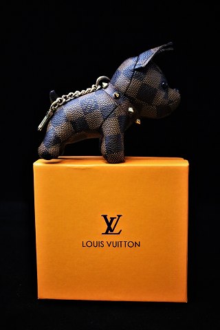Original Louis Vuitton accessories , taske vedhæng / nøglering i form af lille hund med Damier Ebéne Canvas. (I original æske) ...