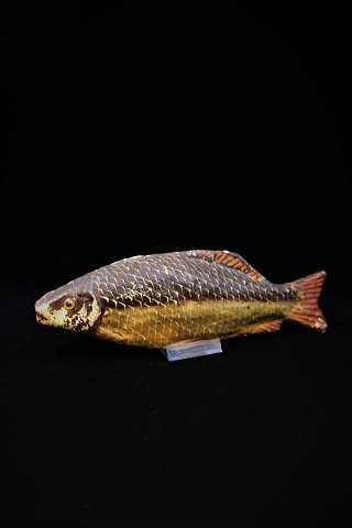 Decorative 1800s "fish" in painted papier-mâché with glass eyes and a really 
nice patina...