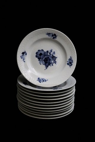 Royal Copenhagen Blue Flower braided dessert plate. Dia.:17,5 cm. RC#10/8093...