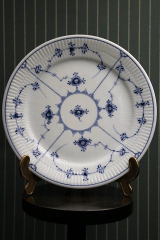 Old Royal Copenhagen Blue Fluted Plain lunch plate in iron porcelain. 
RC#1/329...