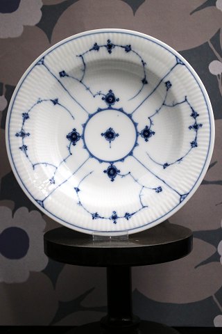 Antique Blue Fluted, Plain deep plate from Royal Copenhagen from 1870-90...