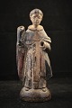 Tidlig 1800 tals religiøs træfigur med original bemaling og med fin gammel patina.
