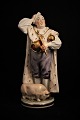 Sjælden Bing & Grøndahl porcelæns figur i overglasur af Jens Jacob Bregnø & Hans Tegner.