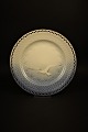 Bing & Grondahl Seagull, dinner plate with breakthrough edge and gold. 
Dia.:24,5cm.
B&G# 325.5