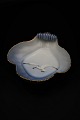 Bing & Grondahl Seagull dinnerware clam candy bowl with gold edge.
H:5cm. 17x17cm. 
B&G# 347.