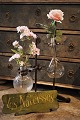 Fint , dekorativt gammel fransk blomster skilt med en fin patina i bemalet zink med skrift "Les Narcisses"...