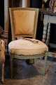 Gammel fransk 1800 tals Louis Seize stol i sart lys grøn farve med super fin patina...