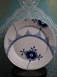 Royal Copenhagen MEGA Blue Fluted dinner plate, 
Dia.: 27 cm. 
RC: Mega#627...